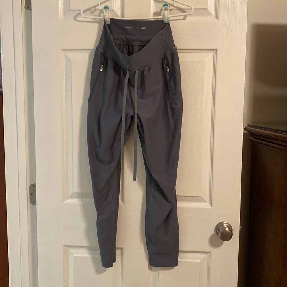 Old navy jogger